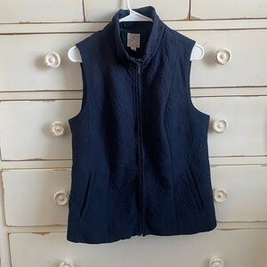 Chic Navy Quilted Vest